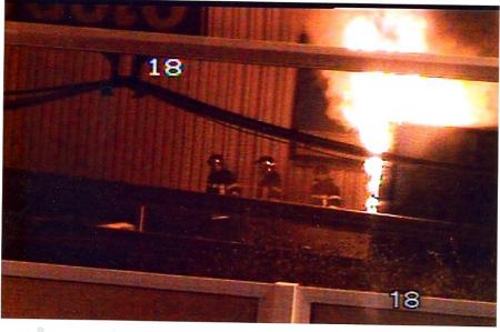 feu  du  contenaire � pneus 2/04/07